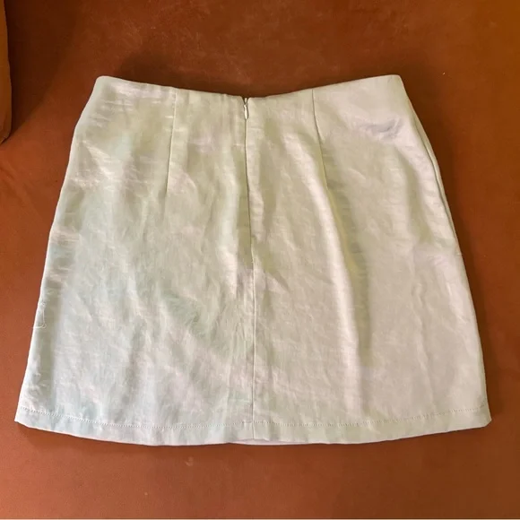 Forever 21 Satin High Waisted Mini Skirt in Light Green | M | NWT - Picture 4 of 7
